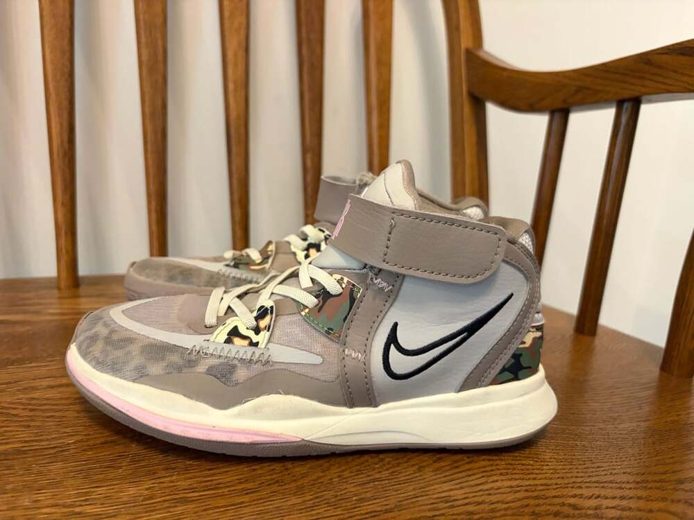 Nike Kyrie Infinity GS Size 2Y Grey Camo Basketball Shoes DD0332-006
